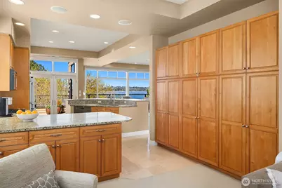 5726 Lake Washington Boulevard NE #3002, Kirkland, WA 98033 - Photo 12
