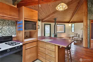 3634 Harper St, Clinton, WA 98236 - Photo 8