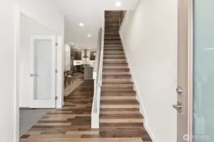 2627 SW 100th St, Seattle, WA 98146 - Photo 14