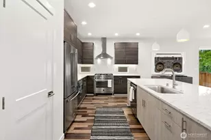 2627 SW 100th St, Seattle, WA 98146 - Photo 6