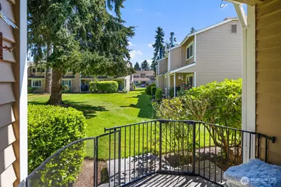 23816 12th Place S #401, Des Moines, WA 98198 - Photo 24