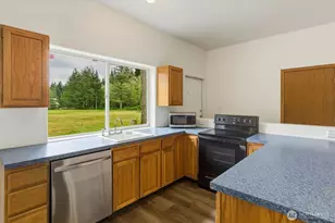 145 Talkeetna Hts Pl, Longview, WA 98632 - Photo 8