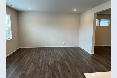 18730 Lipoma Place E, Puyallup, WA 98374 - Photo 2