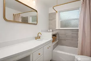 6422 49th Ave SW, Seattle, WA 98136 - Photo 8
