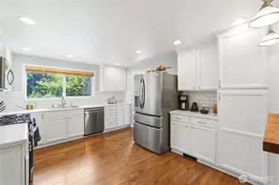 5208 191st St SW, Lynnwood, WA 98036 - Photo 12