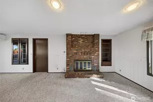 17282 Meadow Ln, Mount Vernon, WA 98274 - Photo 12