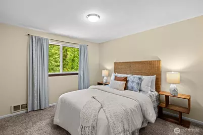 11206 138th Street NE, Arlington, WA 98223 - Photo 14