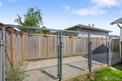 2511 N 30th Street, Mount Vernon, WA 98273 - Photo 32