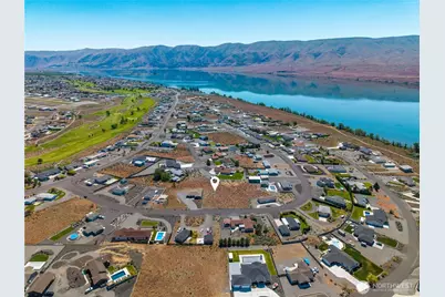 711 Sunset Boulevard SW, Mattawa, WA 99349 - Photo 1