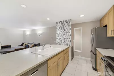 14401 SE Petrovitsky Road #E101, Renton, WA 98058 - Photo 10