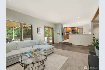 24214 SE 18th Place, Sammamish, WA 98075 - Photo 18