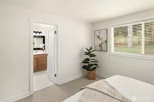 14011 98th Ave NE, Kirkland, WA 98034 - Photo 16