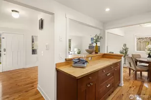 14011 98th Ave NE, Kirkland, WA 98034 - Photo 12