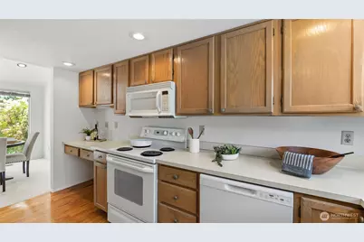 6614 113th Place SE, Bellevue, WA 98006 - Photo 16