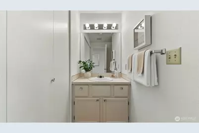 6614 113th Place SE, Bellevue, WA 98006 - Photo 18