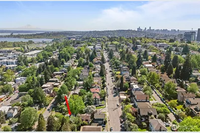 2010 NE 54th Street, Seattle, WA 98105 - Photo 36