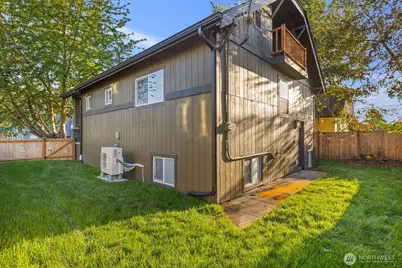 512 NW 44th Street, Seattle, WA 98107 - Photo 32