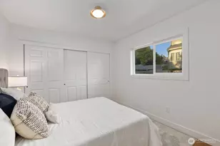 512 NW 44th St, Seattle, WA 98107 - Photo 16
