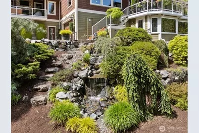 9825 Glory Drive SE, Olympia, WA 98513 - Photo 2