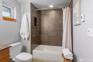 1722 California Ave SW, Seattle, WA 98116 - Photo 18