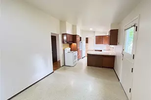 11718 5th Ave NE, Seattle, WA 98125 - Photo 6
