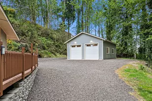 1108 Olney Ave E, Port Orchard, WA 98366 - Photo 6