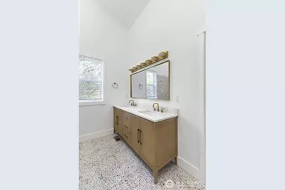 7003 44th Avenue E, Tacoma, WA 98443 - Photo 28