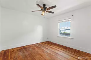 405 E 34th St, Tacoma, WA 98404 - Photo 16