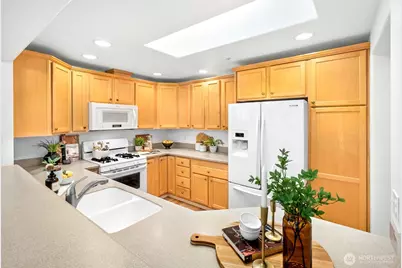 8500 Main Street #F315, Edmonds, WA 98026 - Photo 6