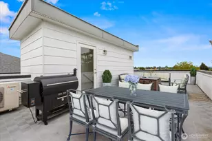 4221 Evanston Ave N, Seattle, WA 98103 - Photo 32