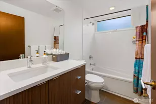 4221 Evanston Ave N, Seattle, WA 98103 - Photo 26