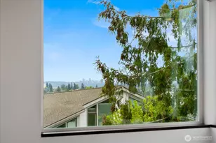 4221 Evanston Ave N, Seattle, WA 98103 - Photo 16