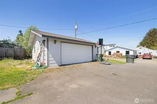 905 W 11th St, Port Angeles, WA 98363 - Photo 30