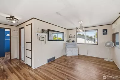 905 W 11th Street, Port Angeles, WA 98363 - Photo 8