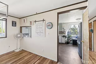 905 W 11th St, Port Angeles, WA 98363 - Photo 18