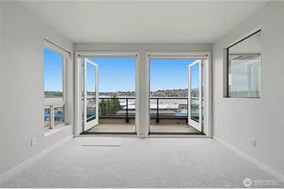 2115 Westlake Avenue N #402, Seattle, WA 98109 - Photo 10