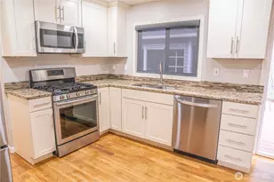 22039 NE 15th St, Sammamish, WA 98074 - Photo 8