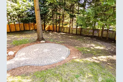 22039 NE 15th Street, Sammamish, WA 98074 - Photo 28