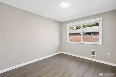 605 E 91st Street, Tacoma, WA 98445 - Photo 18