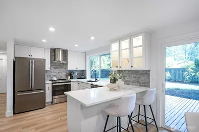 14048 108th Avenue NE, Kirkland, WA 98034 - Photo 10