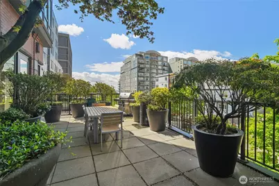 2721 1st Avenue #906, Seattle, WA 98121 - Photo 38