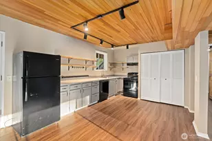 23521 3rd Ave SE, Bothell, WA 98021 - Photo 24
