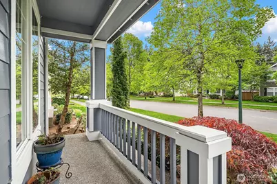 7306 Douglas Avenue SE, Snoqualmie, WA 98065 - Photo 2