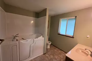 130 NE Evergreen Dr, Tahuya, WA 98588 - Photo 24