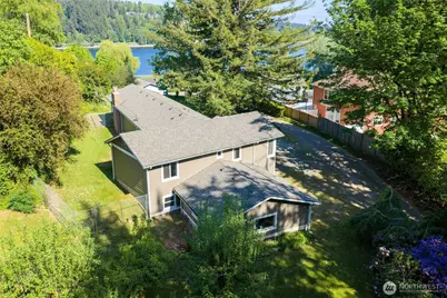 1168 NW Sunlit Lane, Bremerton, WA 98312 - Photo 2