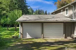 1168 NW Sunlit Ln, Bremerton, WA 98312 - Photo 8