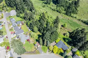 398 Byrd St, Centralia, WA 98531 - Photo 1