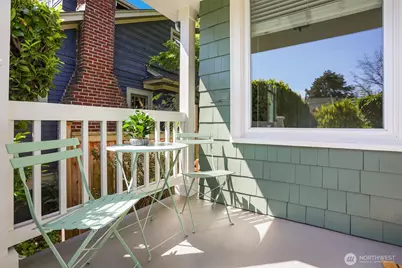 530 N 83rd Street, Seattle, WA 98103 - Photo 2