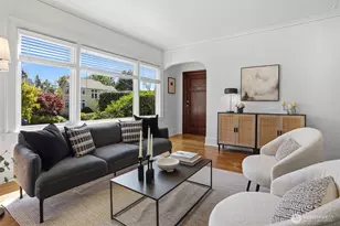 530 N 83rd St, Seattle, WA 98103 - Photo 8