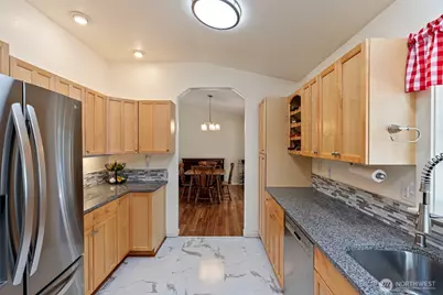 7185 Old Military Road NE, Bremerton, WA 98311 - Photo 8